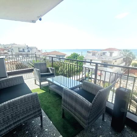 Pure Bliss Luxury Beachfront Apartment With Panoramic Sea Views, Electric Bbq, Gym Equipment And More Agia Triada  Exterior foto